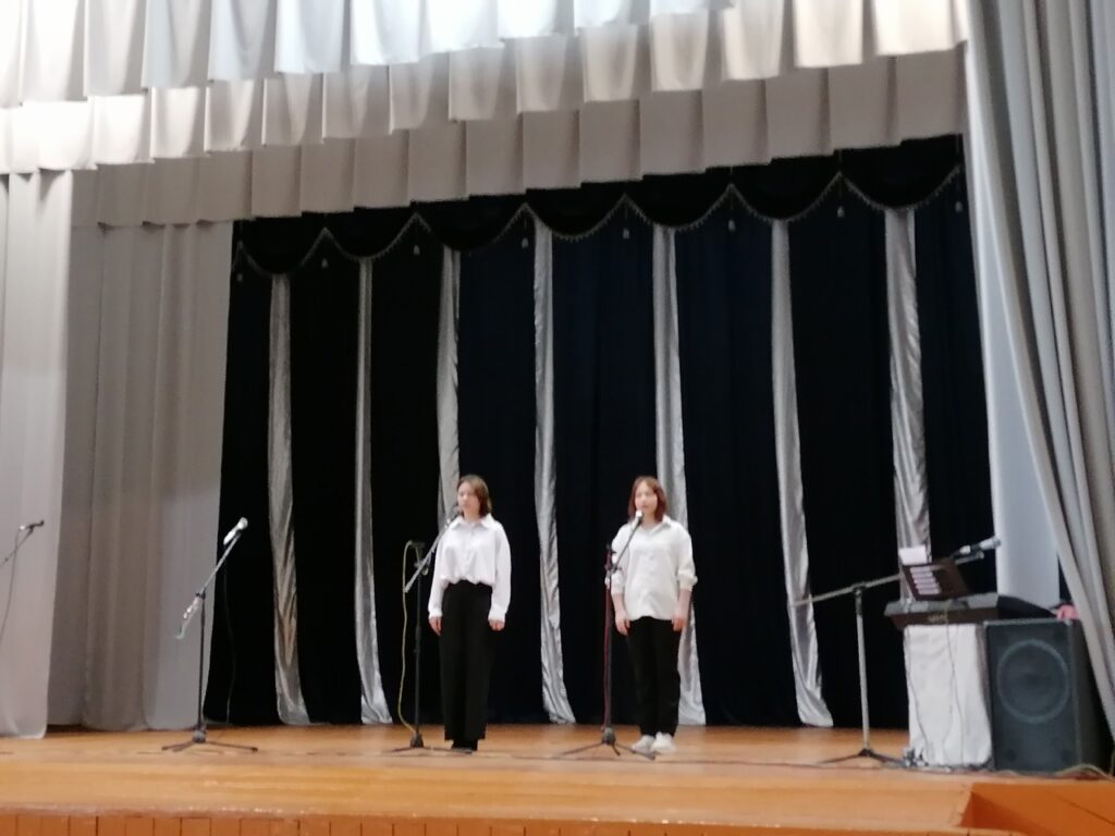 Праздничный концерт, посвященный 80-летию Победы, Сайт ГБОУ СОШ пос. Красный Строитель Челно-Вершинского района Самарской области