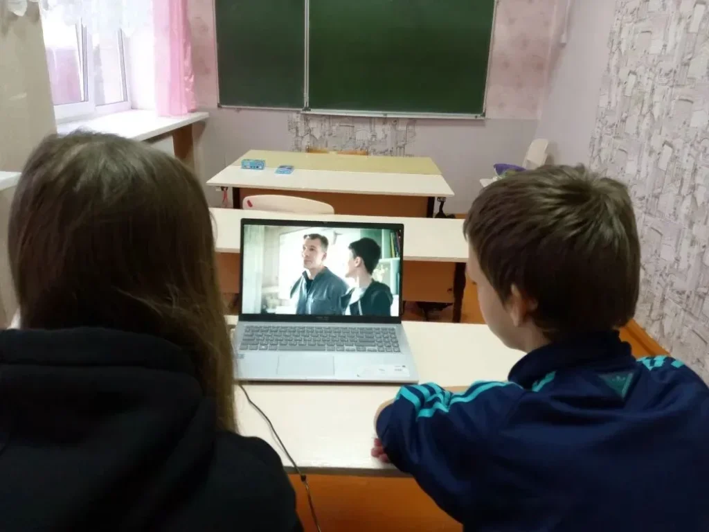 Киноурок «Крылья», Сайт ГБОУ СОШ пос. Красный Строитель Челно-Вершинского района Самарской области