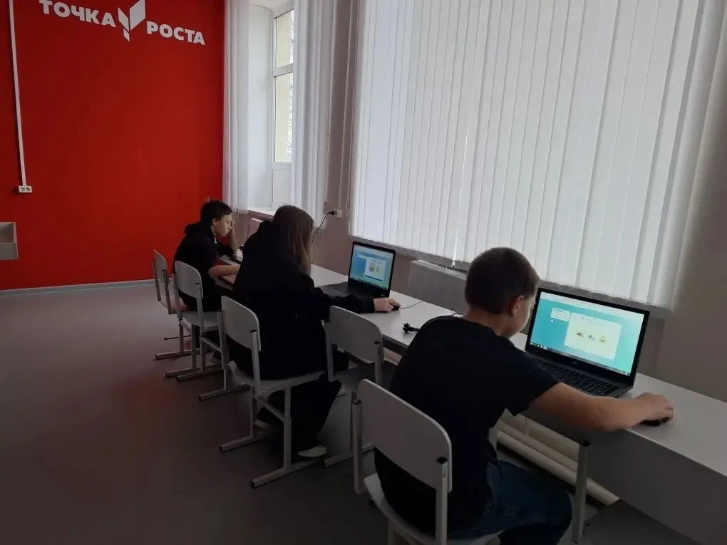 Урок Цифры «Дело в чате: эволюция нейросетей и цифровая безопасность», Сайт ГБОУ СОШ пос. Красный Строитель Челно-Вершинского района Самарской области