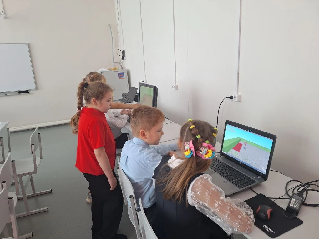 Игра «Аэрохоккей» в Kodu Game Lab, Сайт ГБОУ СОШ пос. Красный Строитель Челно-Вершинского района Самарской области