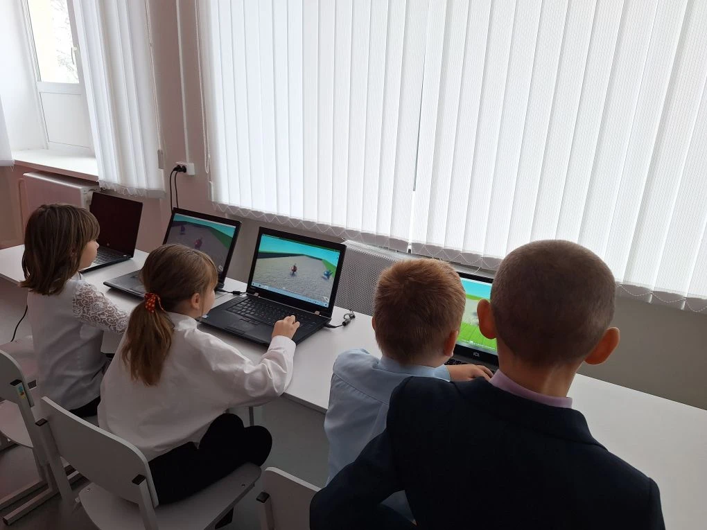 Игра «Аэрохоккей» в Kodu Game Lab, Сайт ГБОУ СОШ пос. Красный Строитель Челно-Вершинского района Самарской области